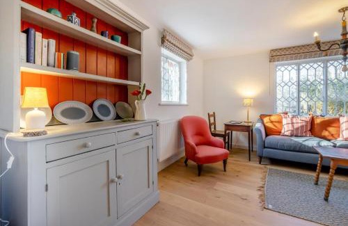 Yarpole Casa | Nash Lodge