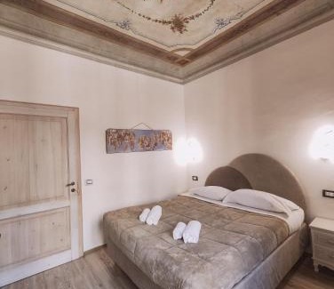 Sant' Ambrogio Casa | Nashira Rooms