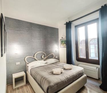 Sant' Ambrogio Casa | Nashira Rooms