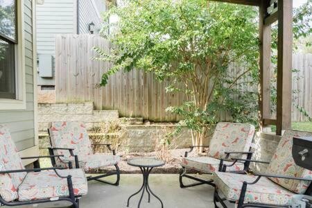 East End Casa | Nashville Bungalow with Fenced Yard