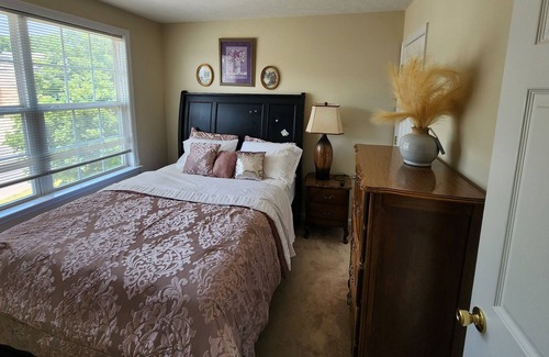 Antioch Casa | Nashville's Glory Land Bash of Music City. 6 miles from Nashville airport.
