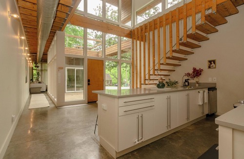 East Hill Casa | Nashville's Wabi-Sabi Retreat with HUGE 2nd Story Patio and Bonfire