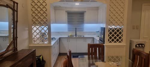 Nasugbu Apartamento | Nasugbu Resort, Beachfront Condo in Canyon Cove A1-207