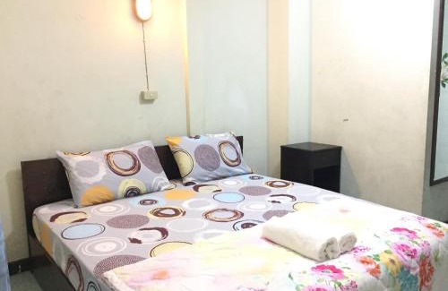 Wat Bowon Niwet Apartamento | NAT 2 Guest House