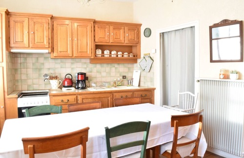 Blesle Casa | Natalene House