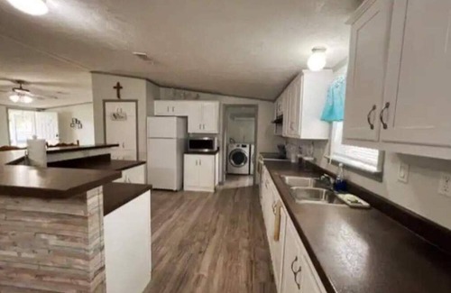 Medina County Casa | Natalia TX. Family Getaway!!