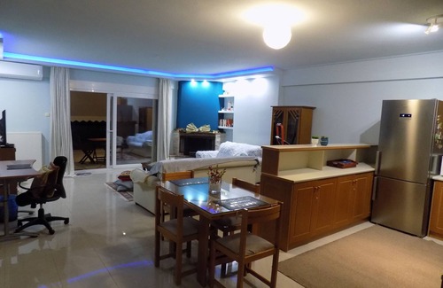 Volos City Centre Apartamento | Natalys 2 Bd Gorgeous Apt in Volos