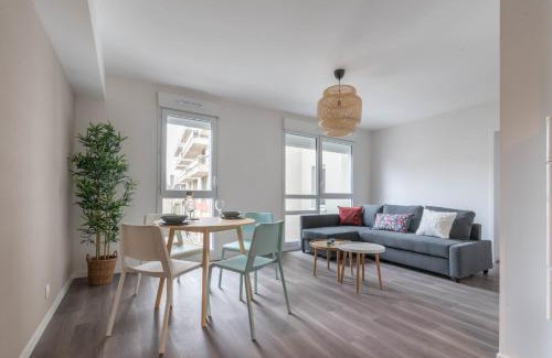 Nord - Gare Apartamento | NATHAN - Appartement proche gare arrivée 2424