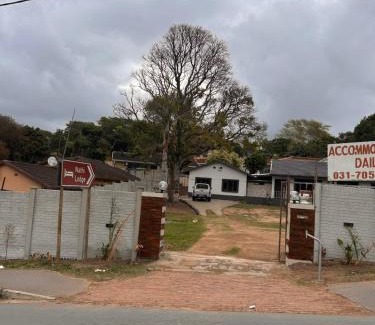 New Germany Casa | Nathi Lodge - 26 Berkshire Drive New Germany