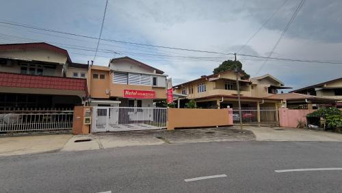 Kuching Casa | Natol Homestay - London Foochow Road