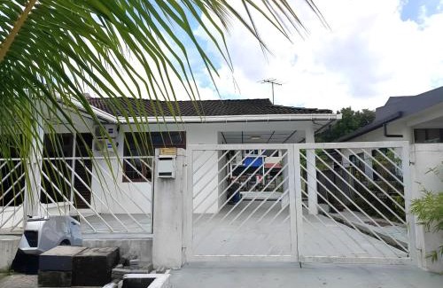 Kuching Casa | Natol Homestay - Venice 2 Samajaya Tabuan Tranquility Township