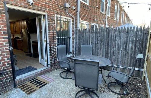 Southwest Casa | Nats Park & Audi Field Home with Free Parking