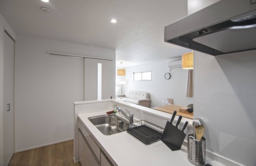 Nishinari Casa | Natsuya Kishisato