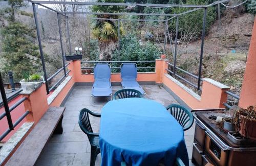 Castelveccana Apartamento | Natura tra bosco e lago