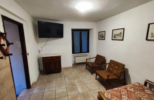Castelveccana Apartamento | Natura tra bosco e lago