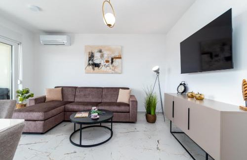 Trogir Apartamento | Natura Vita Apartment-New Modern Apartment with City View & two Free Parking Spaces-10 min Walk to Trogir Old Town