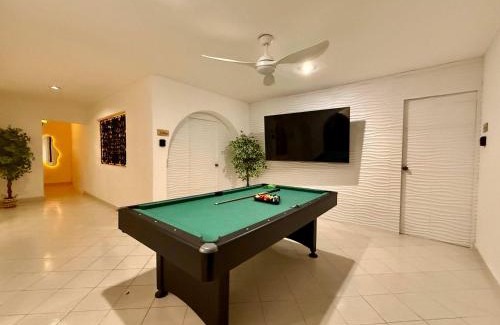 Colonia Campestre Casa | Naturally bright stay for 4 plus shared pool