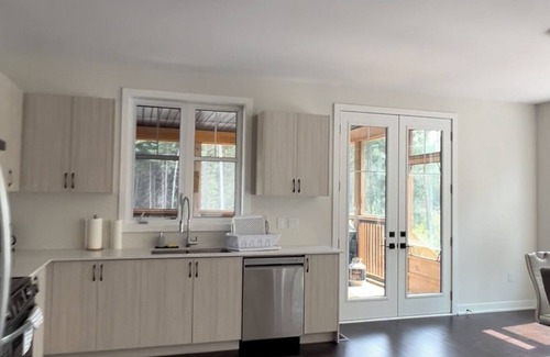 Dwight Casa | Nature 3BR Cottage near Huntsville & Algonquin