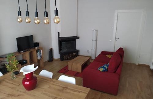 Foligno Casa | Nature and Poetry House