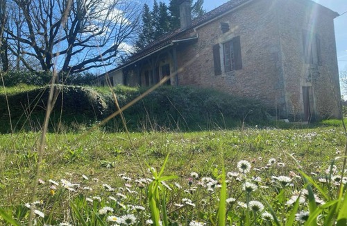 Puy-l'Eveque Casa | Nature au Lot: Charm & Comfort
