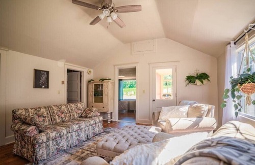 Halifax Cabina | Nature getaway near Lake Tobias