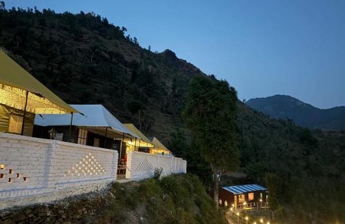 Naina Range Otro | Nature Height Camps & Cottages Pangot