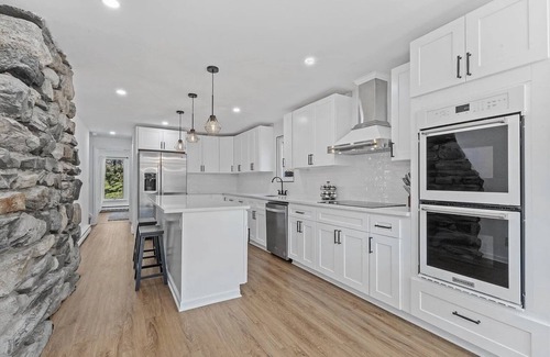Mount Kisco Casa | Nature Lover's Retreat in Mount Kisco
