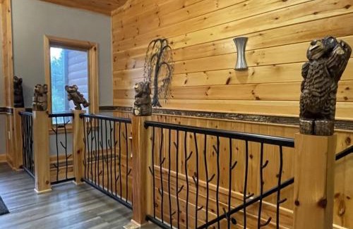 Tellico Plains Casa | Nature Lovers' Dream - Diamond Bear Home