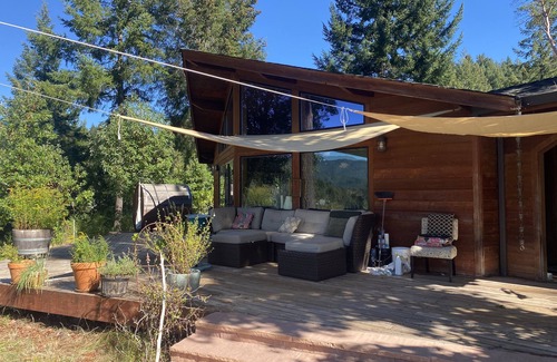 Garberville Casa | Nature Lovers Retreat