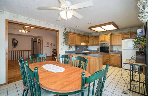 Bonne Terre Casa | NATURE RETREAT `100 Acres Private Property`