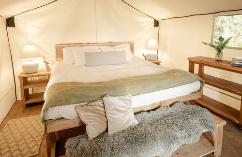 Alberni-Clayoquot Cabina | Nature retreat centre on Vargas Island