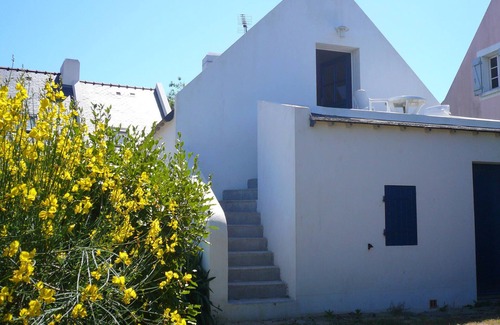 Le Palais Apartamento | Apartamento tranquilo con terraza, cerca de la playa.