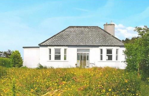 Doohooma Casa | Nature Retreat - Sleeps 4 & Wild Ponies