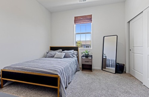 Solon Mills Casa | Nature Retreat: Tranquil Townhome Haven