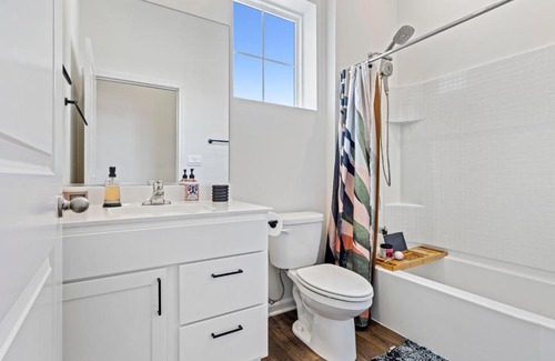 Solon Mills Casa | Nature Retreat: Tranquil Townhome Haven