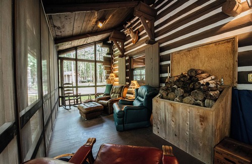 Mayfield Casa | Nature's Beauty Loft Forks River Lodge