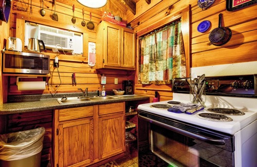 Cherokee Cabina | Nature's Landing Cabin at Panther Creek