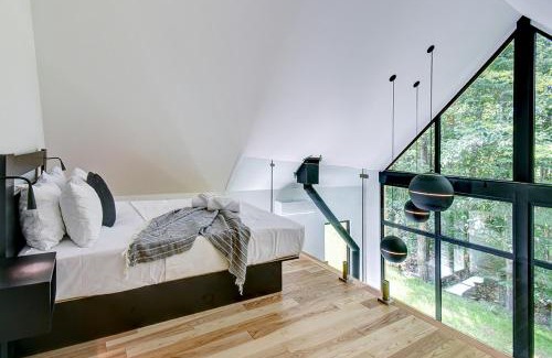Lac Superieur Village Chalet De Esquí | Nature's Paradis 3 bedrooms by Rcnt Chalets