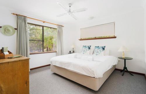 Eagle Bay Casa | Nature's Retreat Eagle Bay