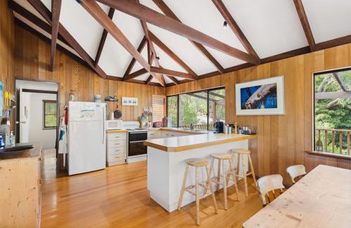 Eagle Bay Casa | Nature's Retreat Eagle Bay