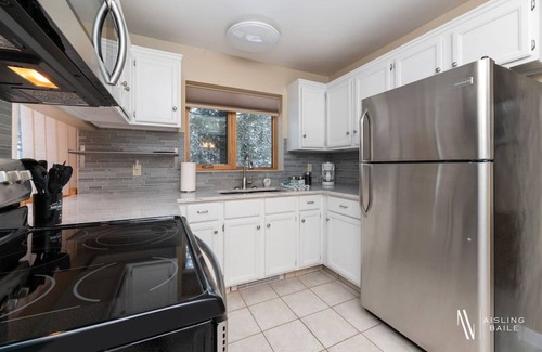East Kootenay Condominio | Nature's Serenity | Golfer's Dream | Peaceful