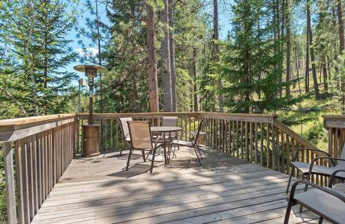 Hill City Casa | Nature Stay with Views Like No Where Else