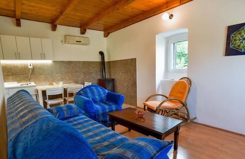 Kovaci Casa | Nature View House w Terrace Near Beach in Budva