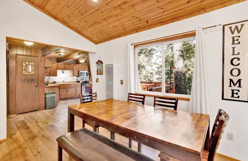 Upper Moonridge Cabina | Natures Delight #2413
