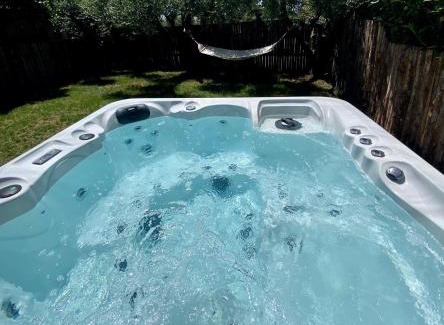Ronciglione Casa | Natuscia Country Villa - Private Jacuzzi - Garden