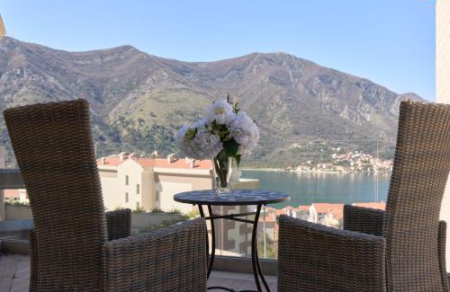 Kotor Casa | Nautica Studios With Outdoor Pool