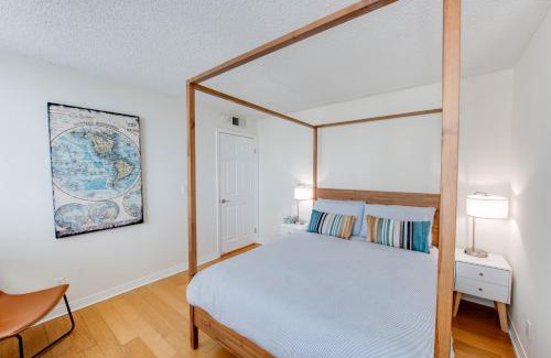 Marina del Rey Apartamento | Nautical 2 Bedroom with Beautiful Ocean Views