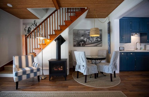 Sturgeon Bay Casa | Nautical Haven - Sunset views