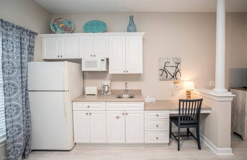 Sea Trail Condominio | Nautical Living with a touch of Golf (3701)