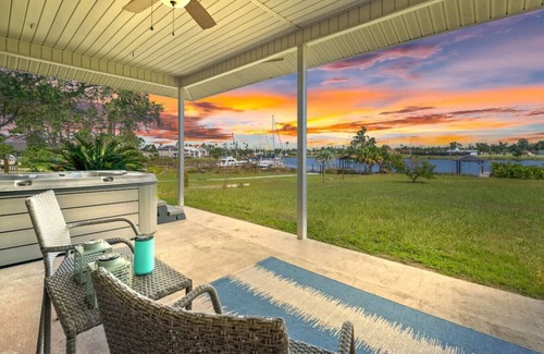 Callaway Casa | Nautical Nirvana at the Hugh House